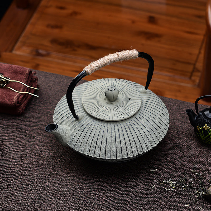 Red Cast Teapot Chifumi