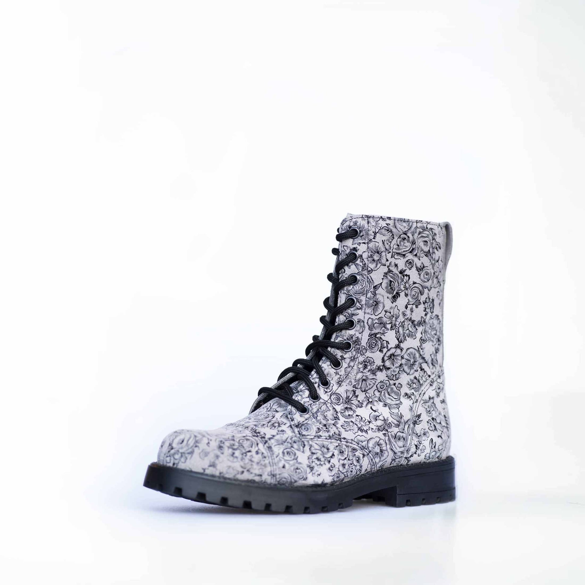 M77s style gray flowers boots
